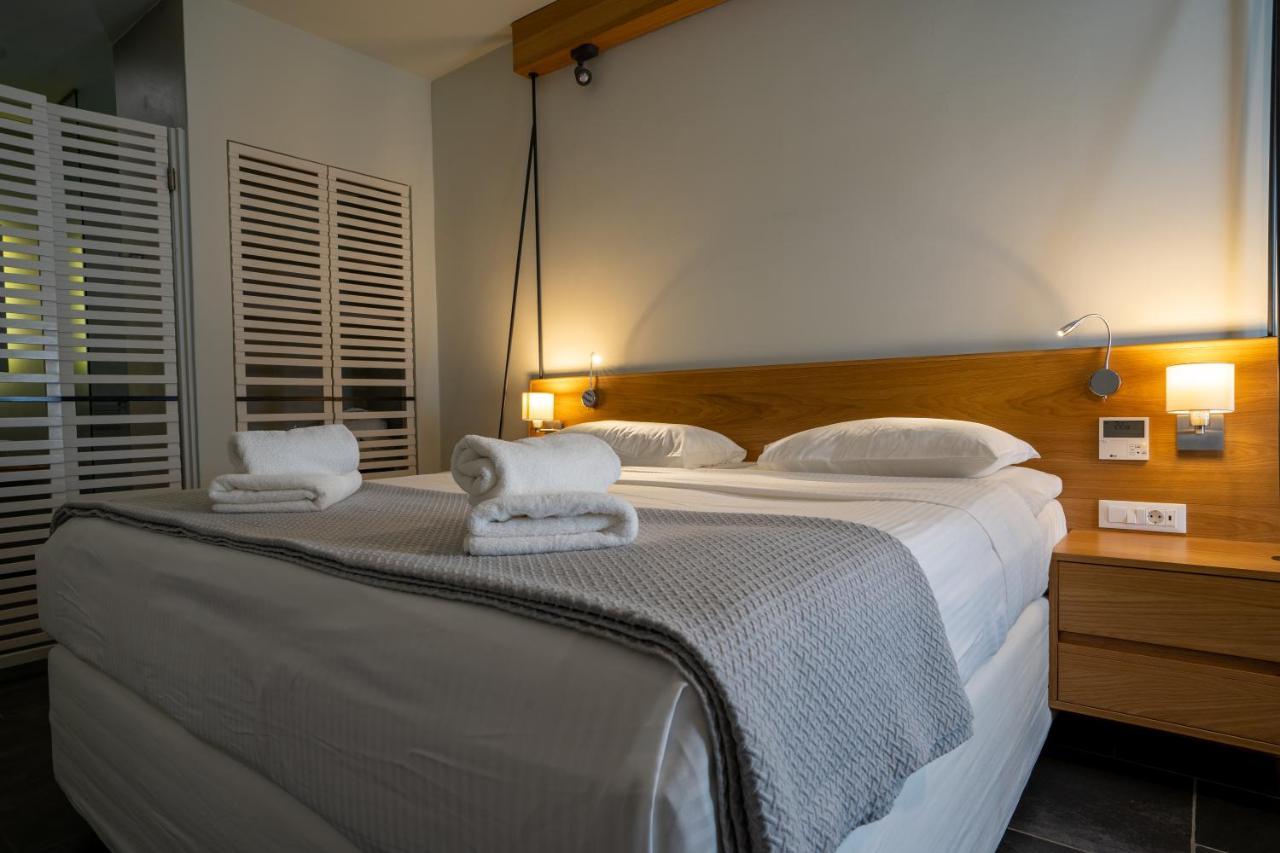 פריסה Meltemi Excelsior Suites מראה חיצוני תמונה